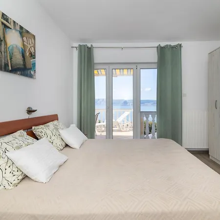 Jelka Nv 1 - 6 Pax With Two Terraces, Sea View, Parking, Grill