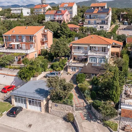 Jelka Nv 1 - 6 Pax With Two Terraces, Sea View, Parking, Grill Apartamento