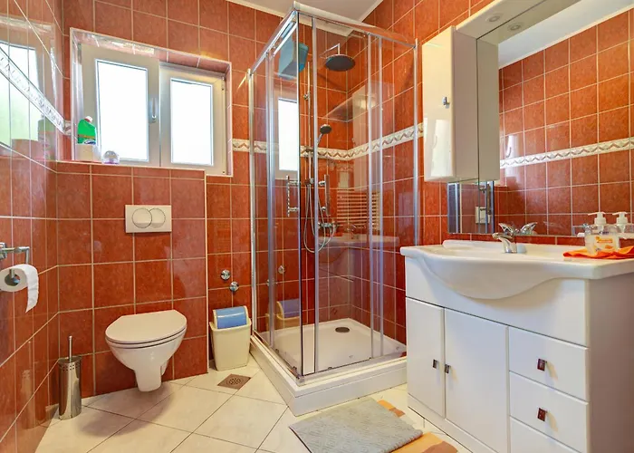 Apartamento Jelka Nv 1 - 6 Pax With Two Terraces, Sea View, Parking, Grill