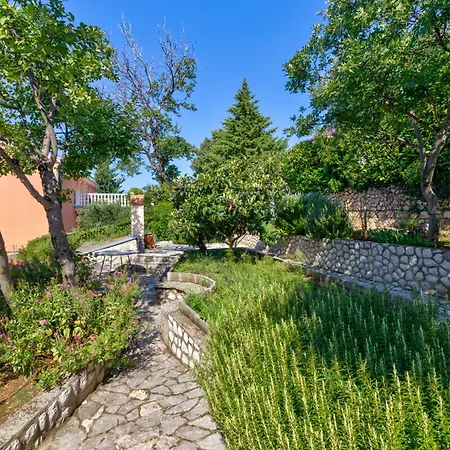 Jelka Nv 1 - 6 Pax With Two Terraces, Sea View, Parking, Grill Апартаменты